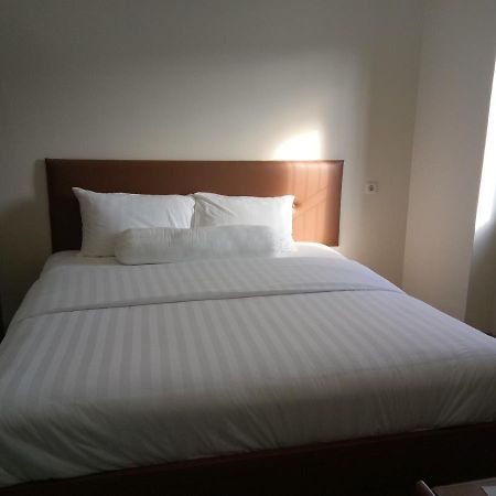 Clean & Comfort Homestay Ambon Εξωτερικό φωτογραφία