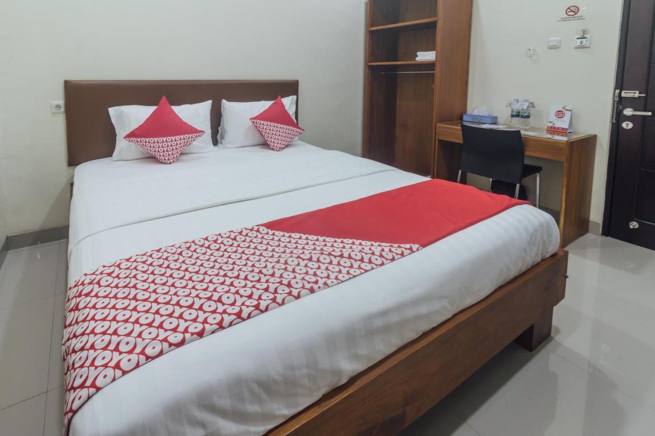 Clean & Comfort Homestay Ambon Εξωτερικό φωτογραφία