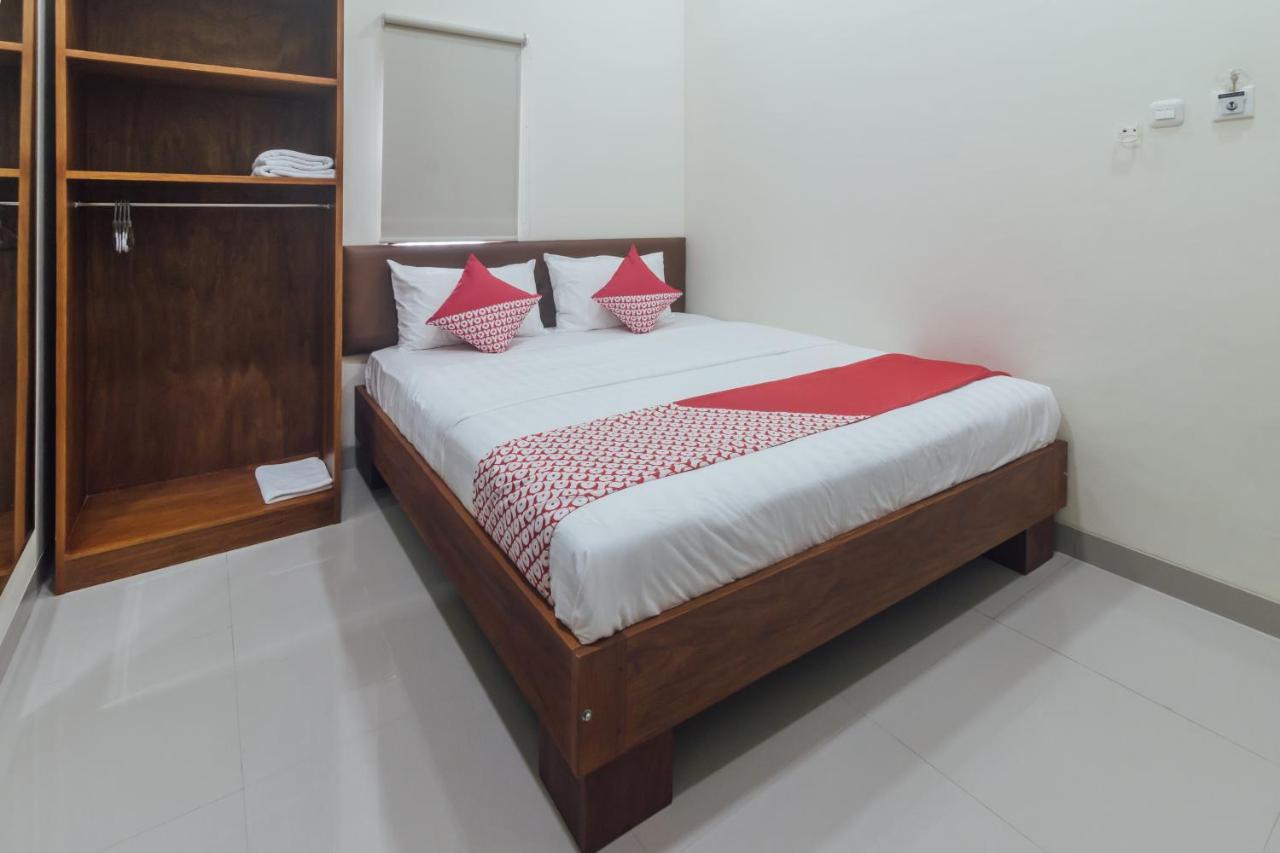 Clean & Comfort Homestay Ambon Εξωτερικό φωτογραφία