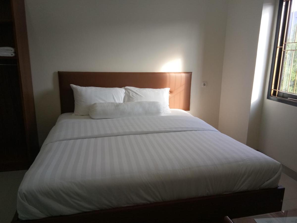 Clean & Comfort Homestay Ambon Εξωτερικό φωτογραφία