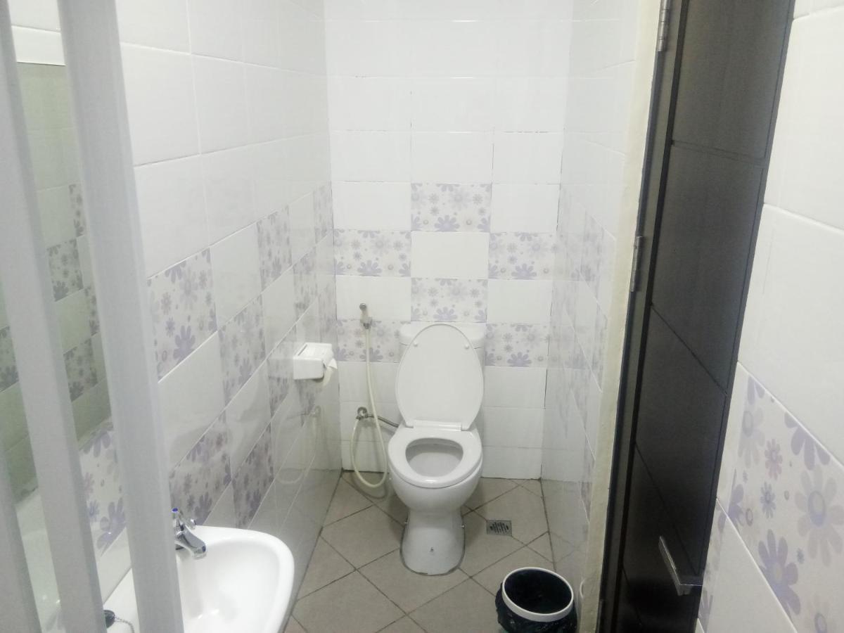 Clean & Comfort Homestay Ambon Εξωτερικό φωτογραφία