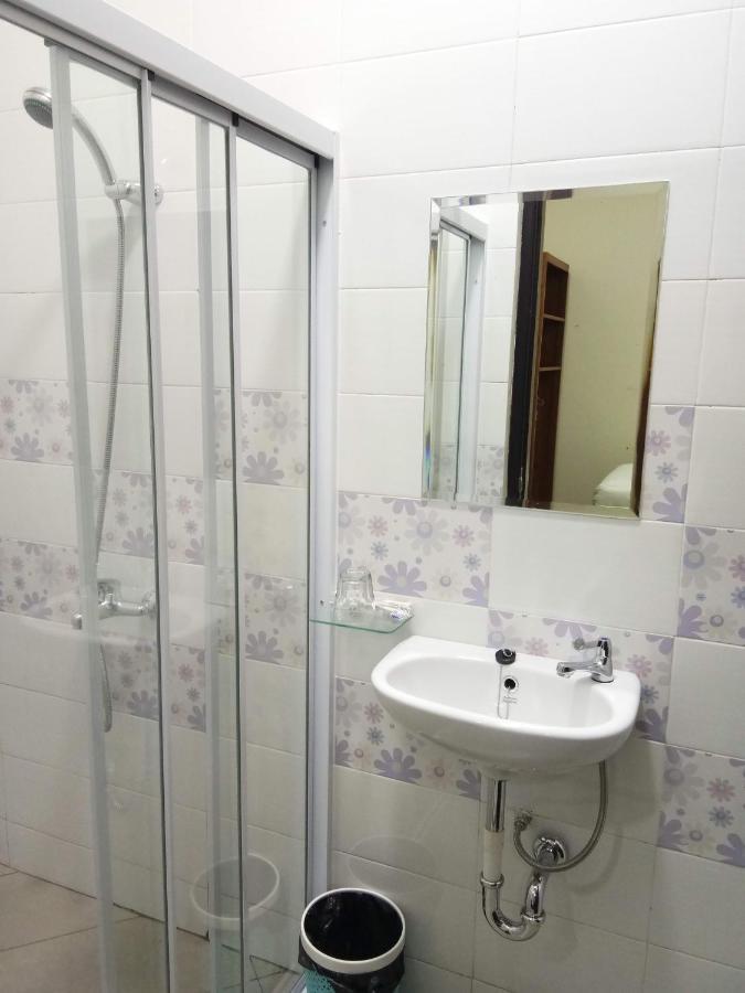 Clean & Comfort Homestay Ambon Εξωτερικό φωτογραφία